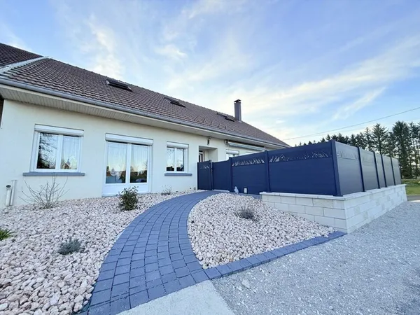 Maison 200 m2 sans vis a vis