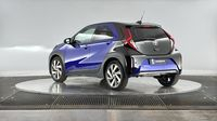 Toyota Aygo X 1.0 VVT-i 72ch Collection S-CVT — photo 8
