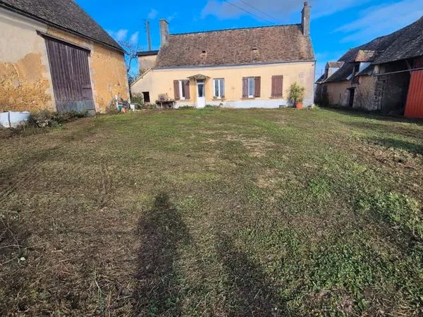 Vend corps de ferme à rénover