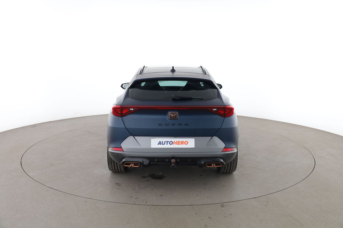 Cupra Formentor 1.4 e-Hybrid VZ DSG6 — photo 4