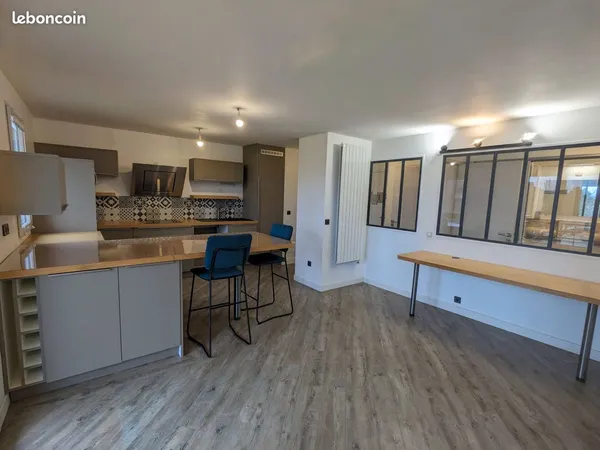 Appartement standing T3 65 m² avec balcon à louer