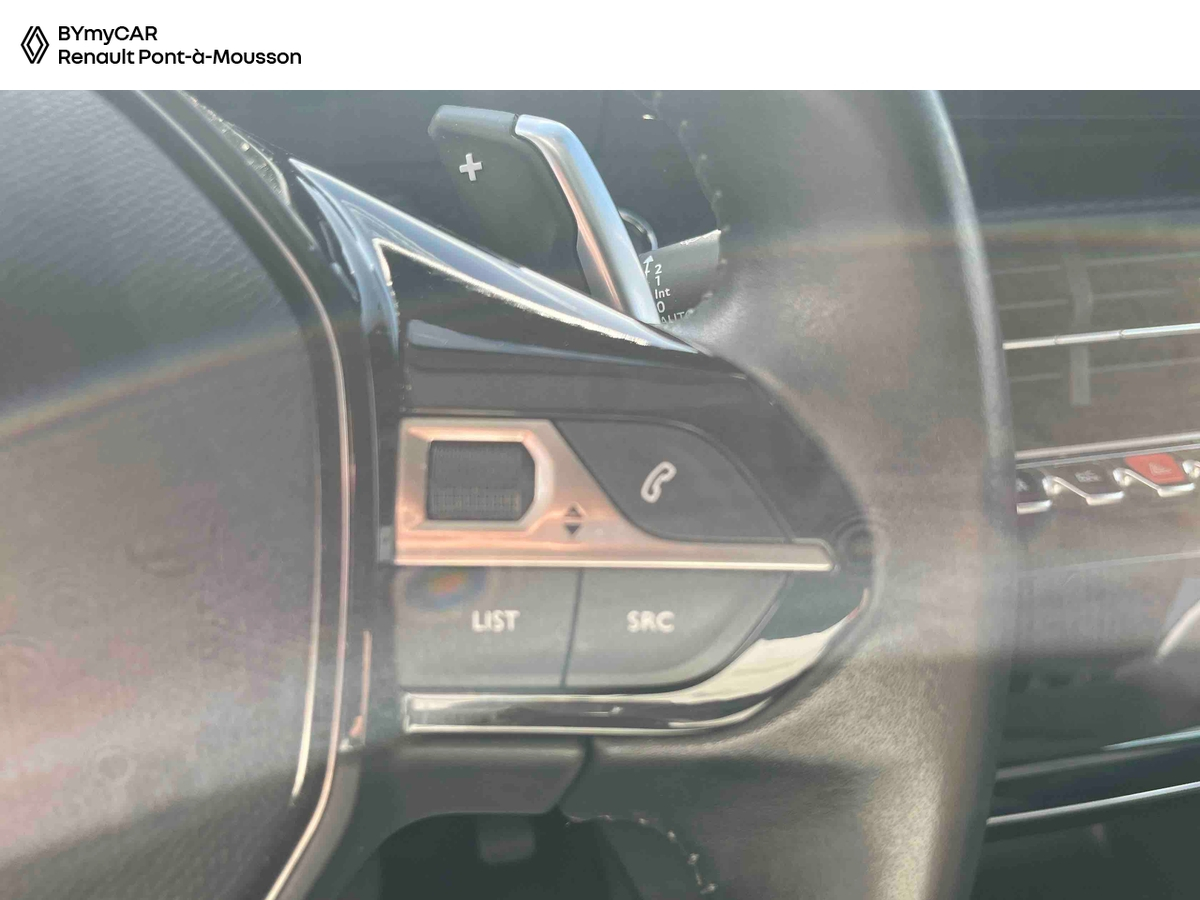 Peugeot 2008 PureTech 130 S&amp;S EAT8 — photo 21