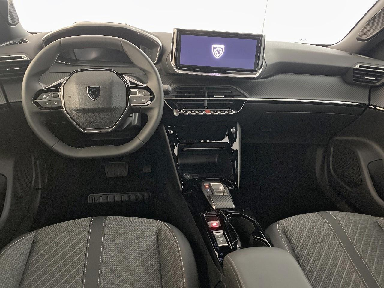 Peugeot 2008 hybrid 145 ch e-dcs6 allure — photo 8