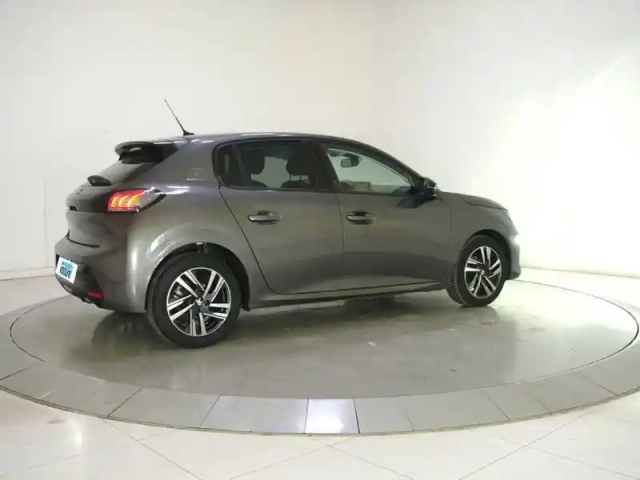 Peugeot 208 puretech 100 s&amp;s bvm6 — photo 28