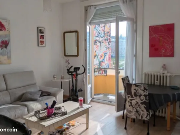 Particulier vends f2