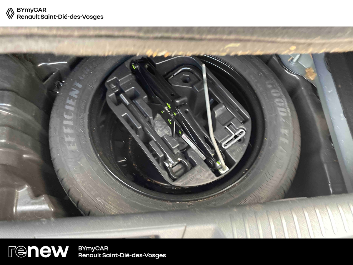 Renault Mégane IV Berline TCe 140 EDC FAP — photo 15