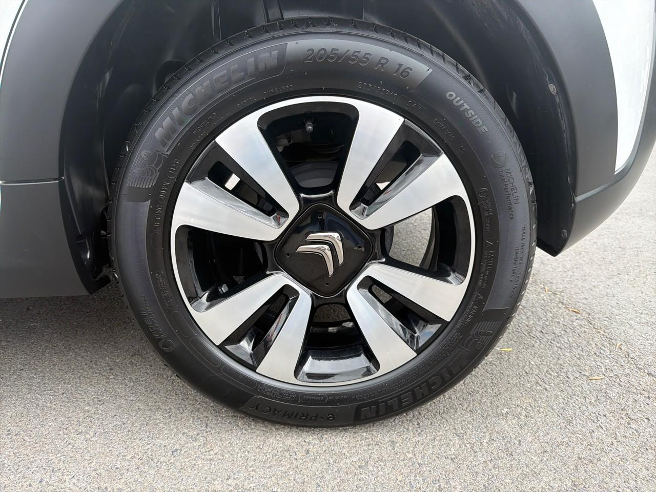 Citroën C3 1.2 puretech 83ch s&s shine — photo 11