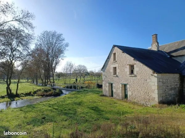 Moulin 118 m² Ligré