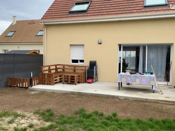 Maison F5 4 chambres à Serville