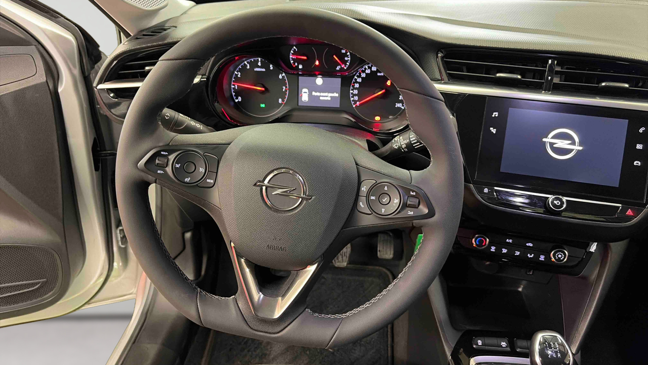 Opel Corsa 1.2 75 ch BVM5 — photo 10