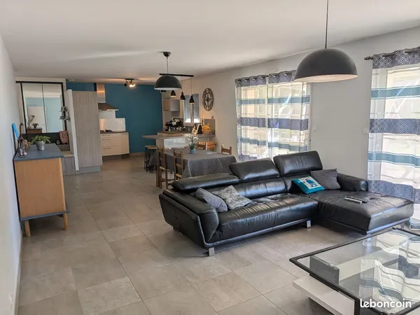 DISSAY - Maison de plain-pied 121 m² - 4 chambres - Terrain 1 000 m²