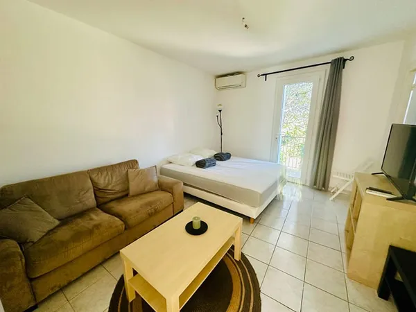 Appartement Meublé Le Teil 1 pièce avec cuisine séparée