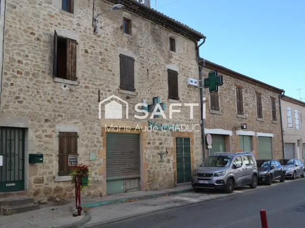 Idéal investiseur- batiment 333 m2 avec deux locaux commerciaux