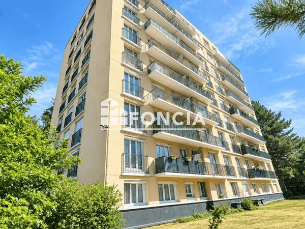 2 pieces avec balcon