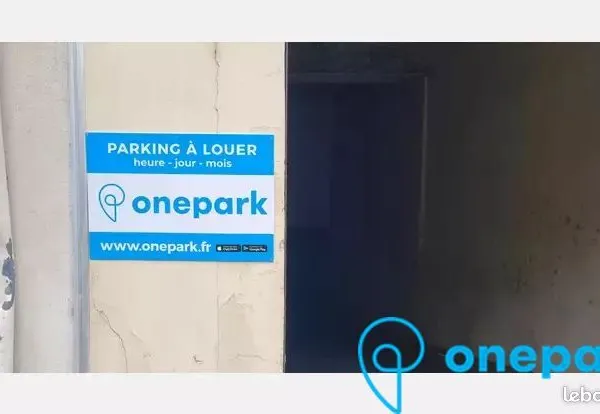 Parking/box 12 m² TOURS