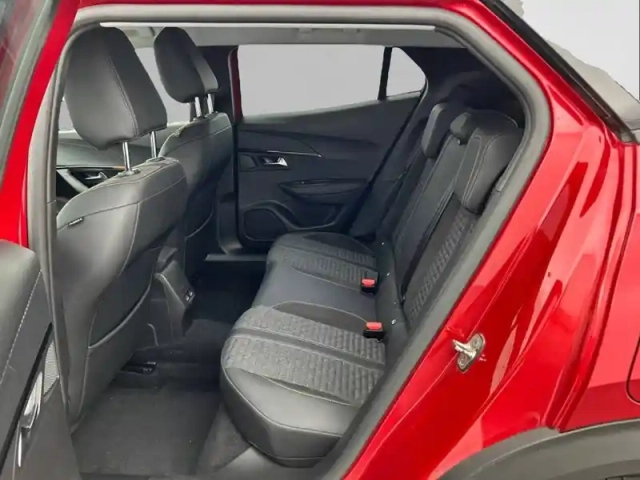 Peugeot 2008 puretech 130 s&amp;s eat8 — photo 12