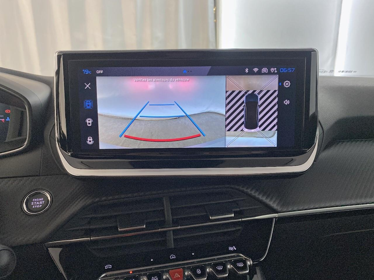 Peugeot 2008 hybrid 145 ch e-dcs6 allure — photo 15