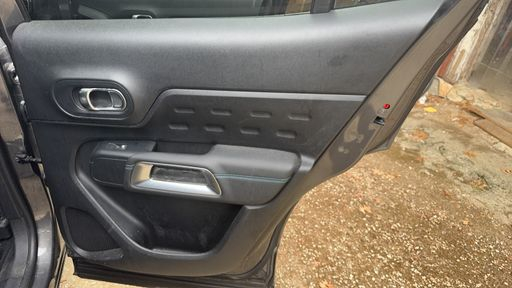 Citroen C5 Aircross 1.2 PureTech 130 - Plus – 2024 – 81892 km – Essence – Boîte Manuelle — photo 20