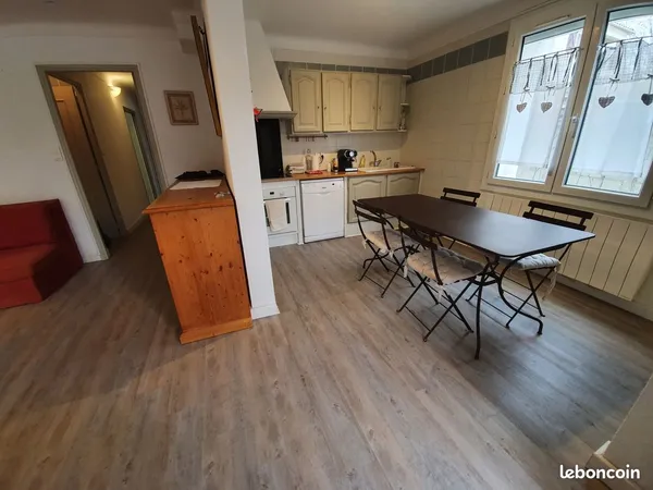 T3 villa 1er etage prox leclerc