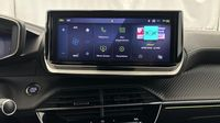 Peugeot 2008 1.2 PureTech 130ch S&S GT EAT8 — photo 19