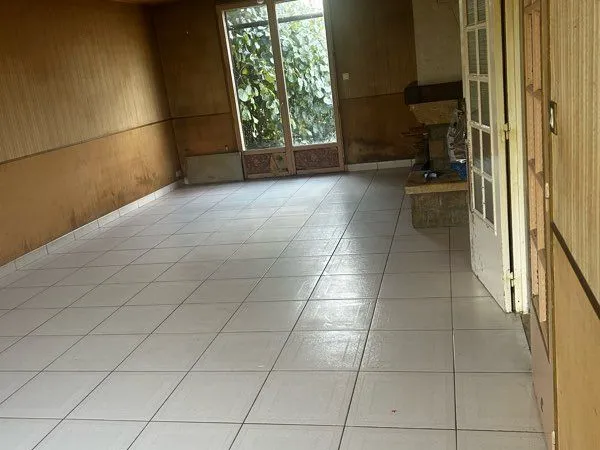 Maison 208 m² avec jardin arboré - Fort potentiel - Saint-Sulpice-de-Pommeray