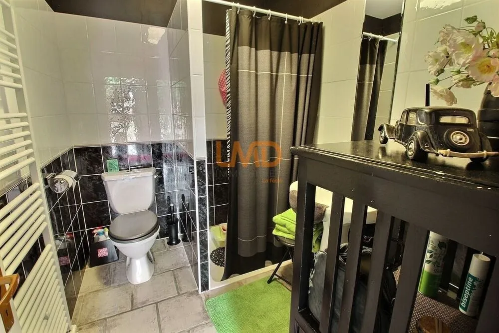Photo 11