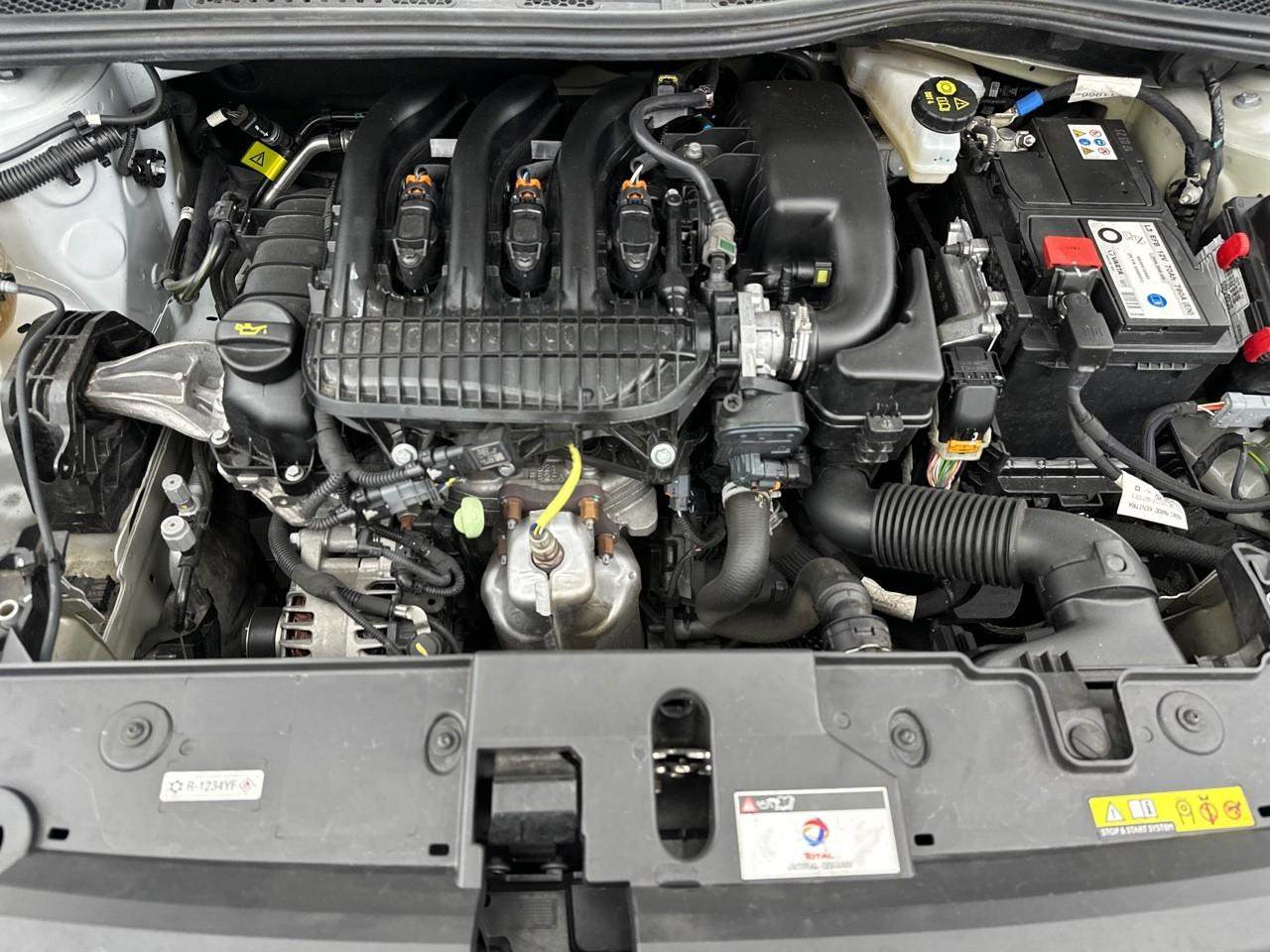 Peugeot 208 puretech 75 s&s bvm5 premium — photo 13