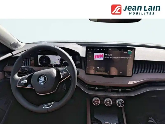 Skoda Superb berline 1.5 tsi mhev 150 ch act dsg7 — photo 29