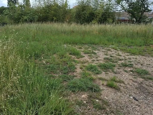 Terrain 461 m²