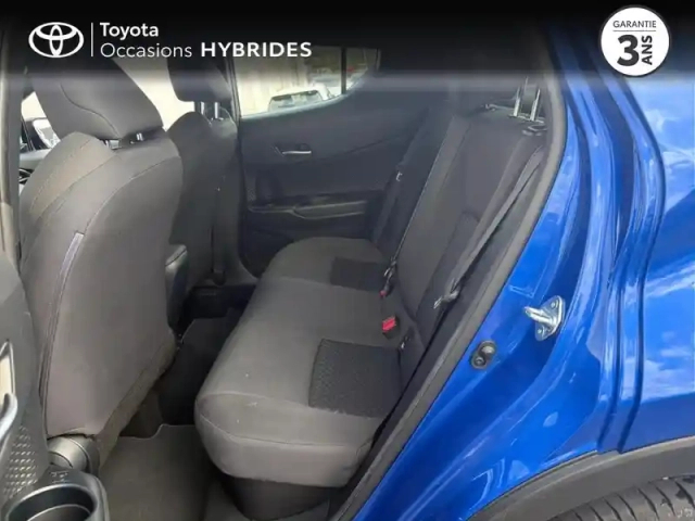 Toyota C-Hr 1.8 hybride 122ch dynamic e-cvt — photo 4