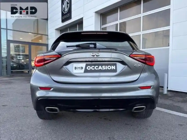 Infiniti Q30 2.2d 170ch premium tech dct7 — photo 11