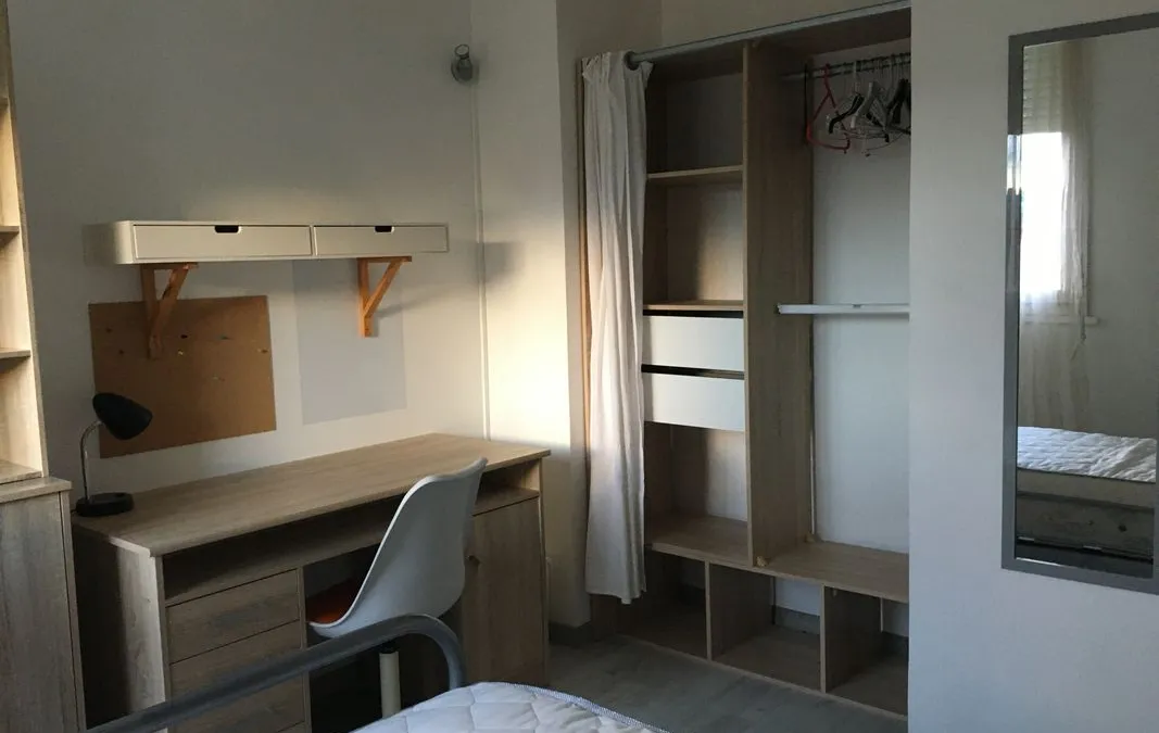Photo 3
