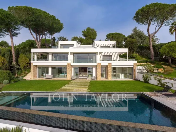 Propriété 6 pièces 630 m²