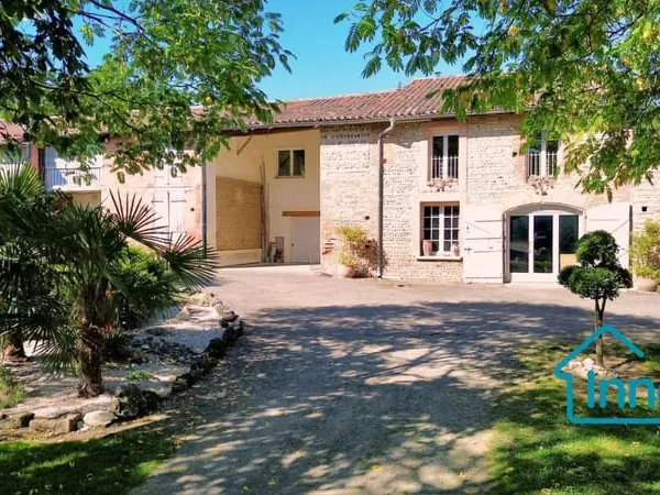 Ferme de style toulousaine à Grenade