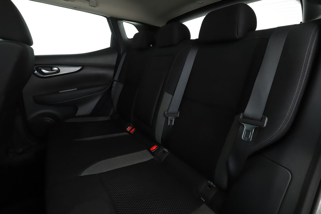 Nissan Qashqai 1.3 DIG-T Acenta — photo 14