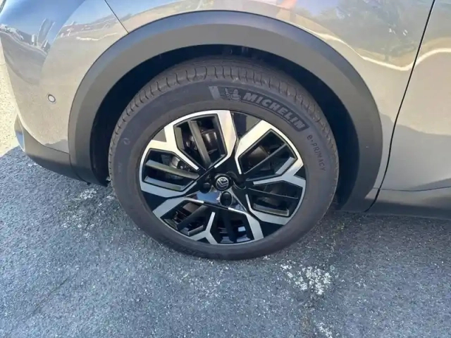 Citroën C4 hybride 145 ch e-dcs6 — photo 13
