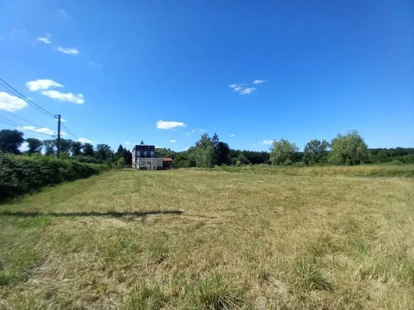 Terrain 450 m²