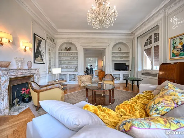 Propriété 13 pièces 525 m²