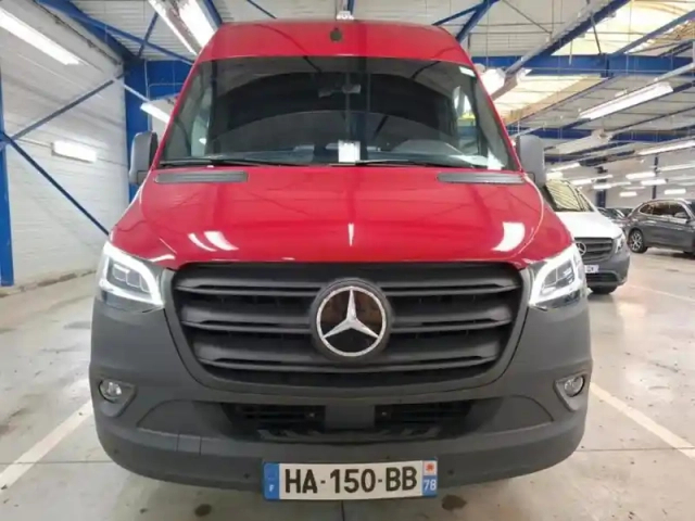Mercedes Sprinter e 314 fourgon standard — photo 6