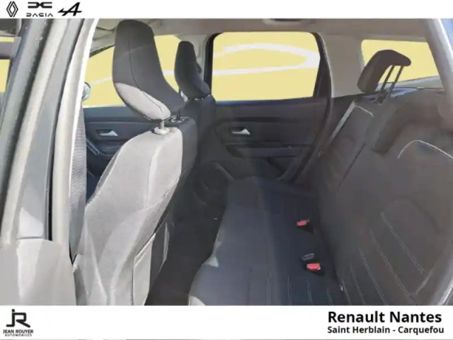 Dacia Duster 1.0 eco-g 100ch expression 4x2 — photo 4