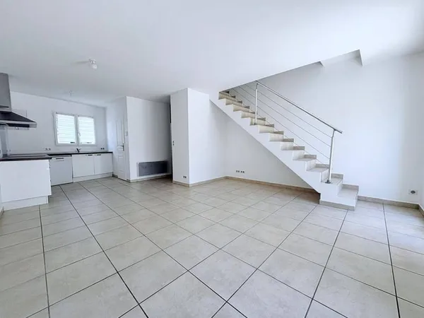 Maison 3 pièces 77 m²