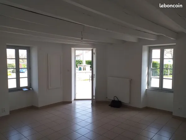 Location Maison Montravers 79