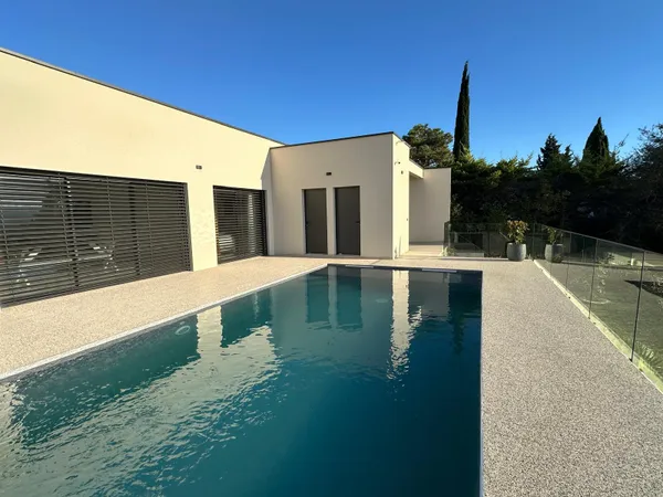 Maison 7 pièces 200 m²