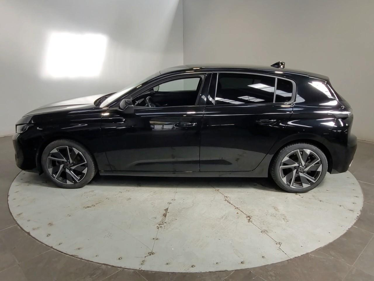 Peugeot 308 puretech 130ch s&s eat8 allure pack — photo 2
