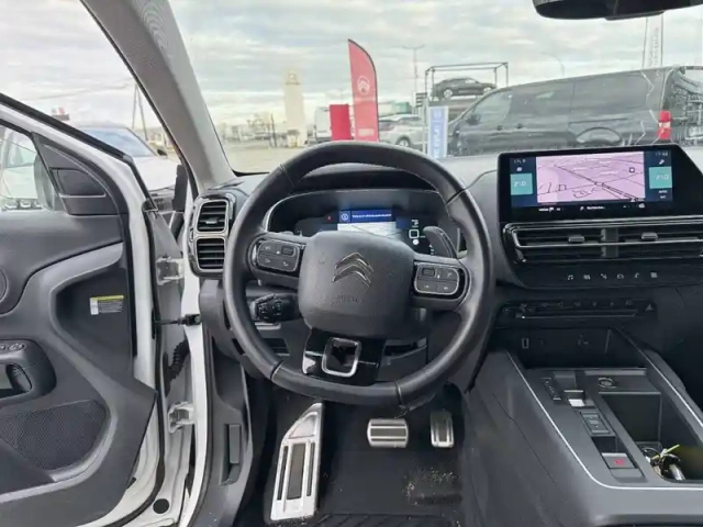 Citroën C5 Aircross hybride rechargeable 225 e-eat8 — photo 9