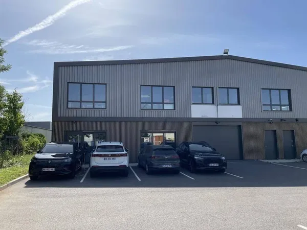 Local d'activité 531 m²