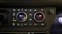 Land-Rover Defender 110 2.0 P400e X-Dynamic HSE — photo 27