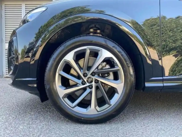 Audi Q5 suv e hybrid quattro 299 ch s tronic — photo 10