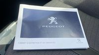 Peugeot 2008 1.2 PureTech 130ch S&S Allure EAT8 7cv — photo 31