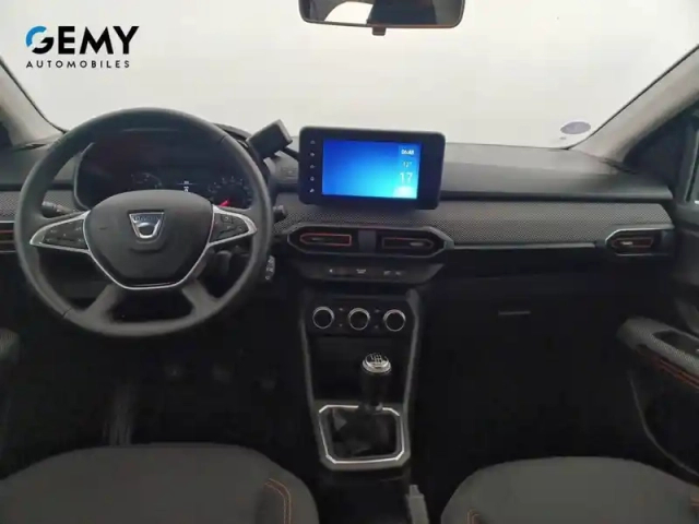 Dacia Sandero eco-g 100 - 22 — photo 40